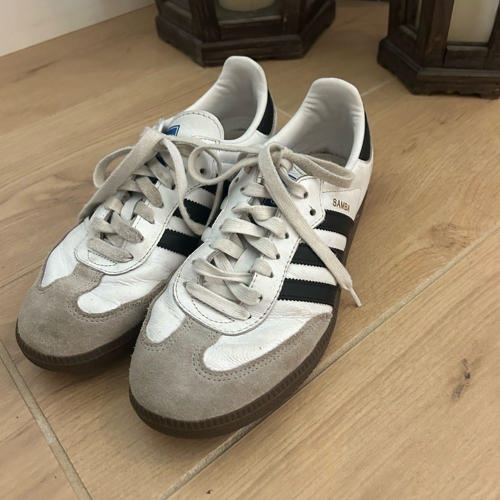 Adidas sambas